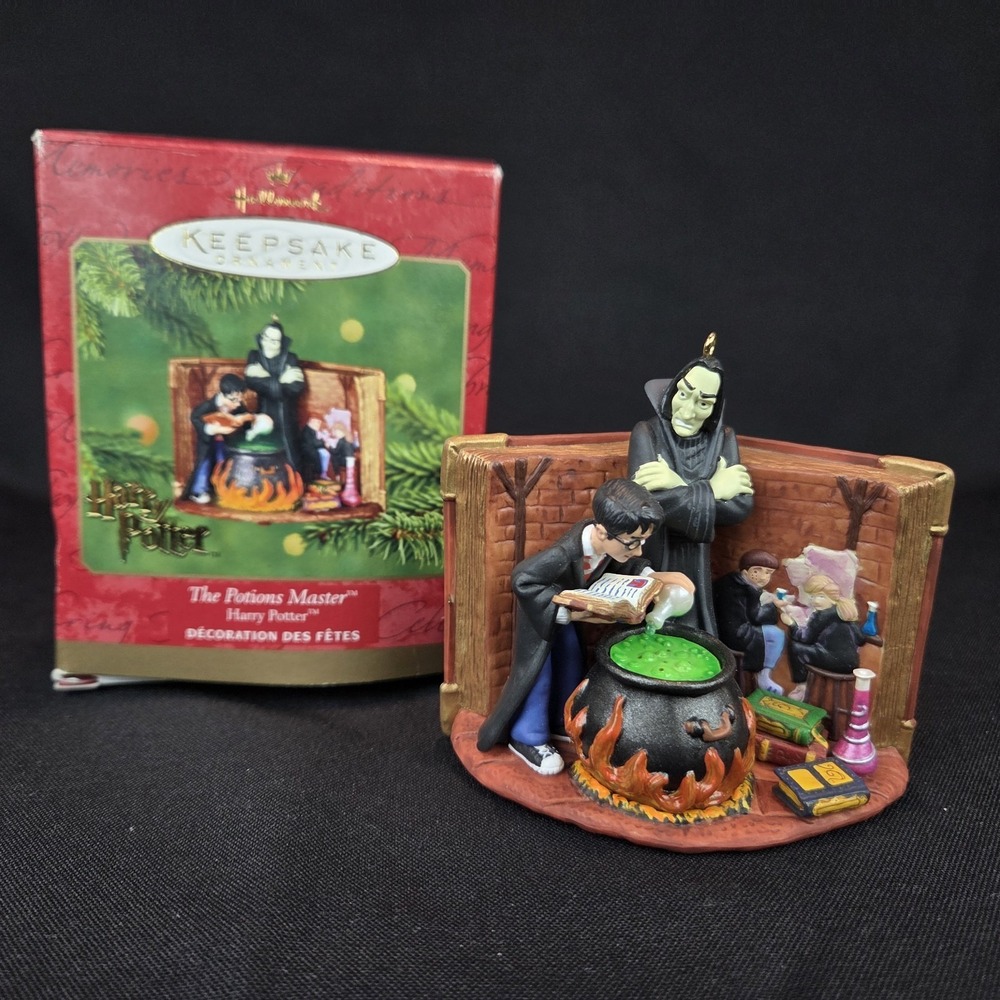 Harry Potter Potions Master 2001 Hallmark Keepsake Christmas Ornament